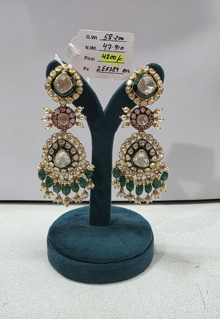 Gold polished earrings